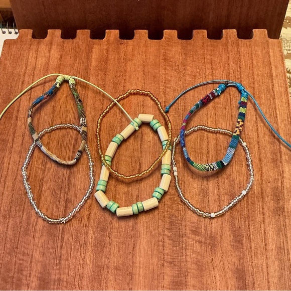 Set of 5 bracelets, Brand New! - Picture 1 of 3